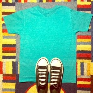 Turquoise v neck T-shirt
